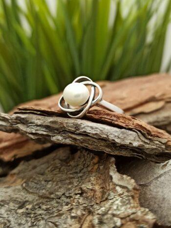 Дамски сребърен пръстен с перла 1506R