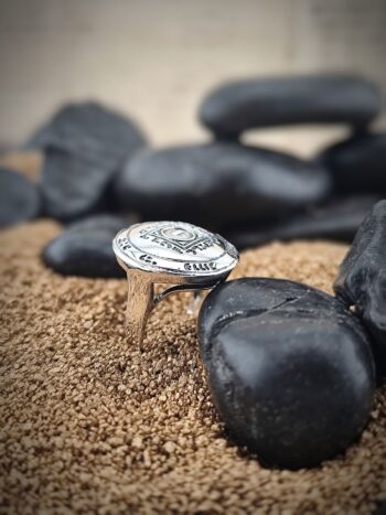 Пръстен с “Пети пентакъл на Венера”