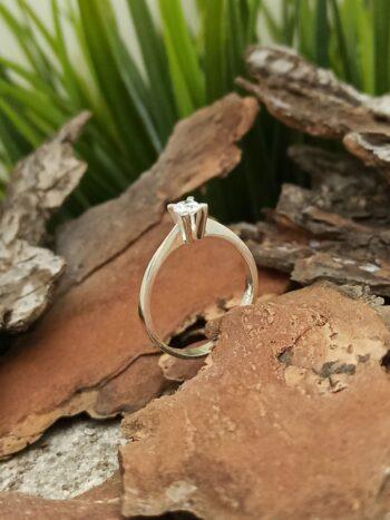 Годежен пръстен солитер с бял цирконий