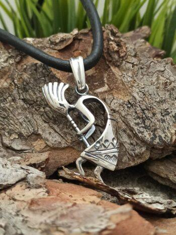 Сребърен медальон 