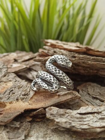 Дамски сребърен пръстен 