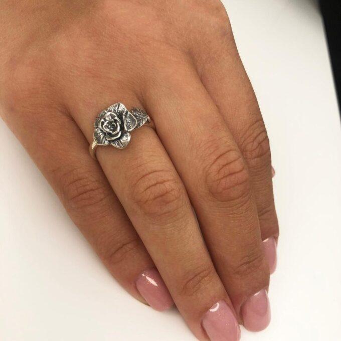 Дамски сребърен пръстен Нежна Роза 1328R