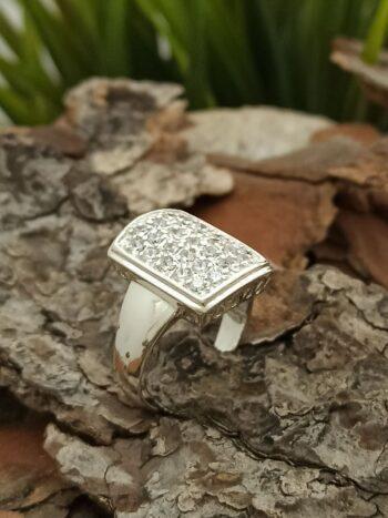 Дамски сребърен пръстен с прецизно монтирани 27 броя малки бели циркона авторски модел 106 Студио Николас