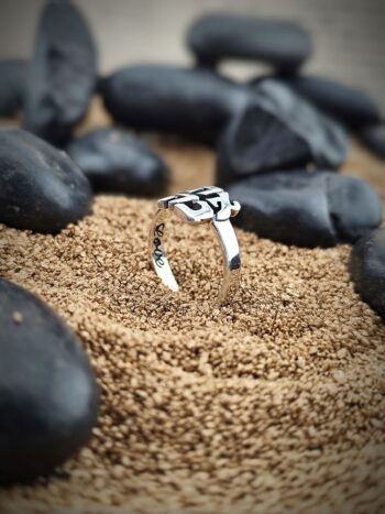 Кабала пръстен “Ahava – אהבה – ЛЮБОВ”