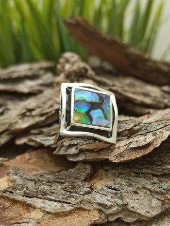 Сребърен пръстен с кралски седеф 713R