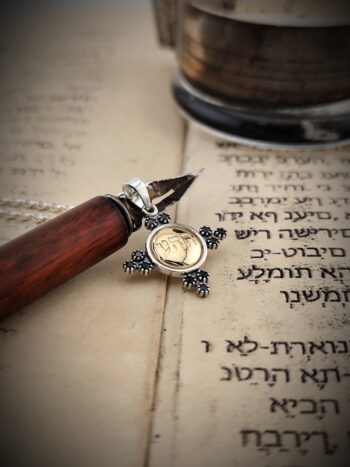 Кабала медальон с код “БЕЗУСЛОВНА ЛЮБОВ”