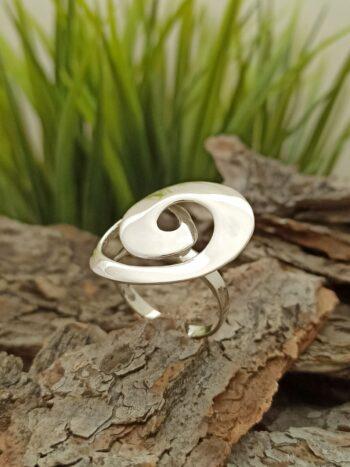 Дамски сребърен пръстен 560R