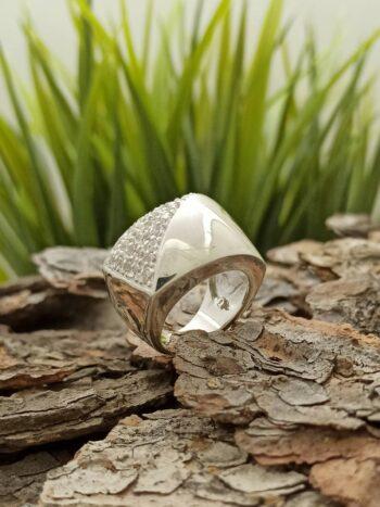 Сребърен пръстен с циркони 149R