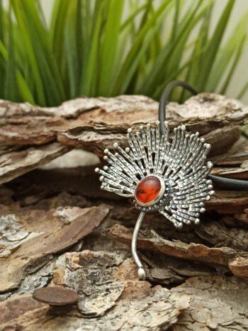 Дамски сребърен медальон 