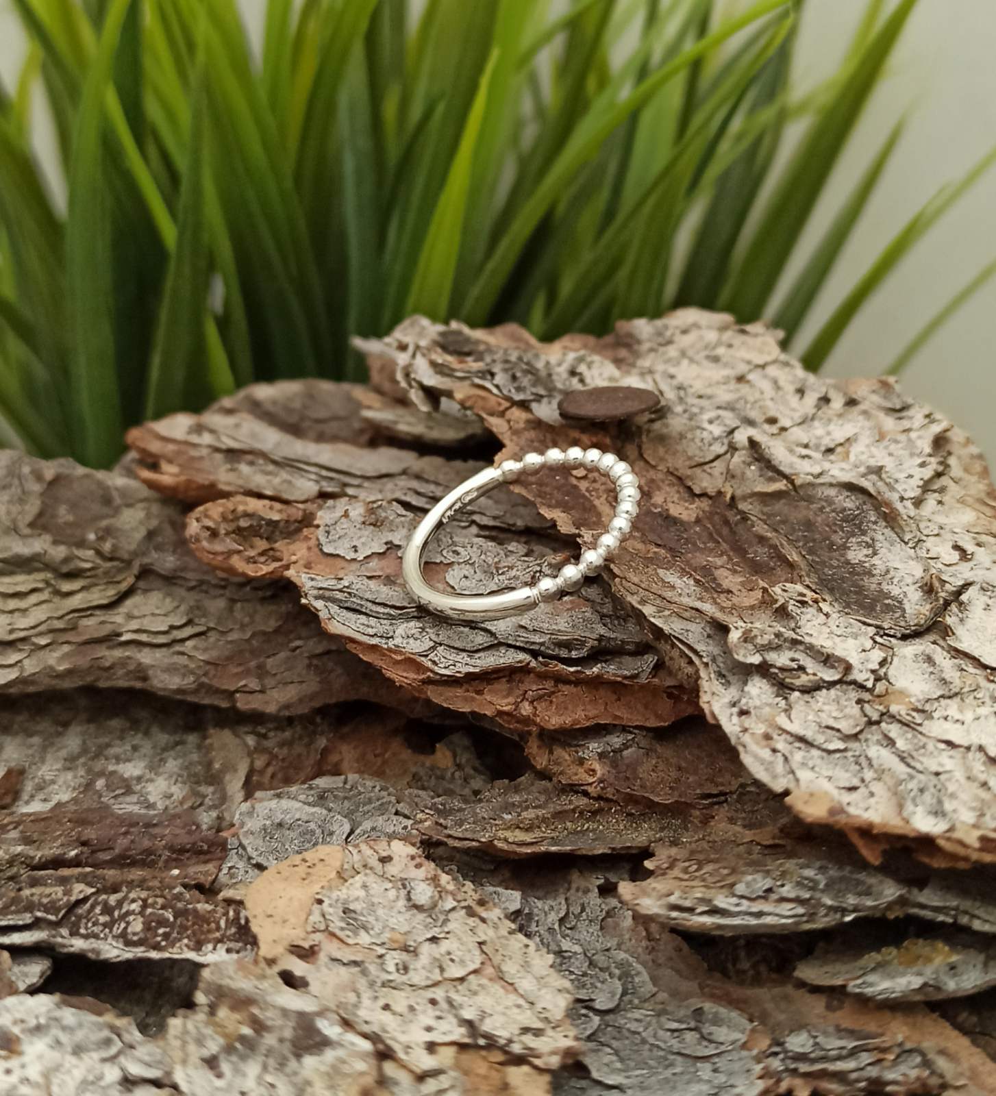 Сребърен пръстен „Малкото е повече“