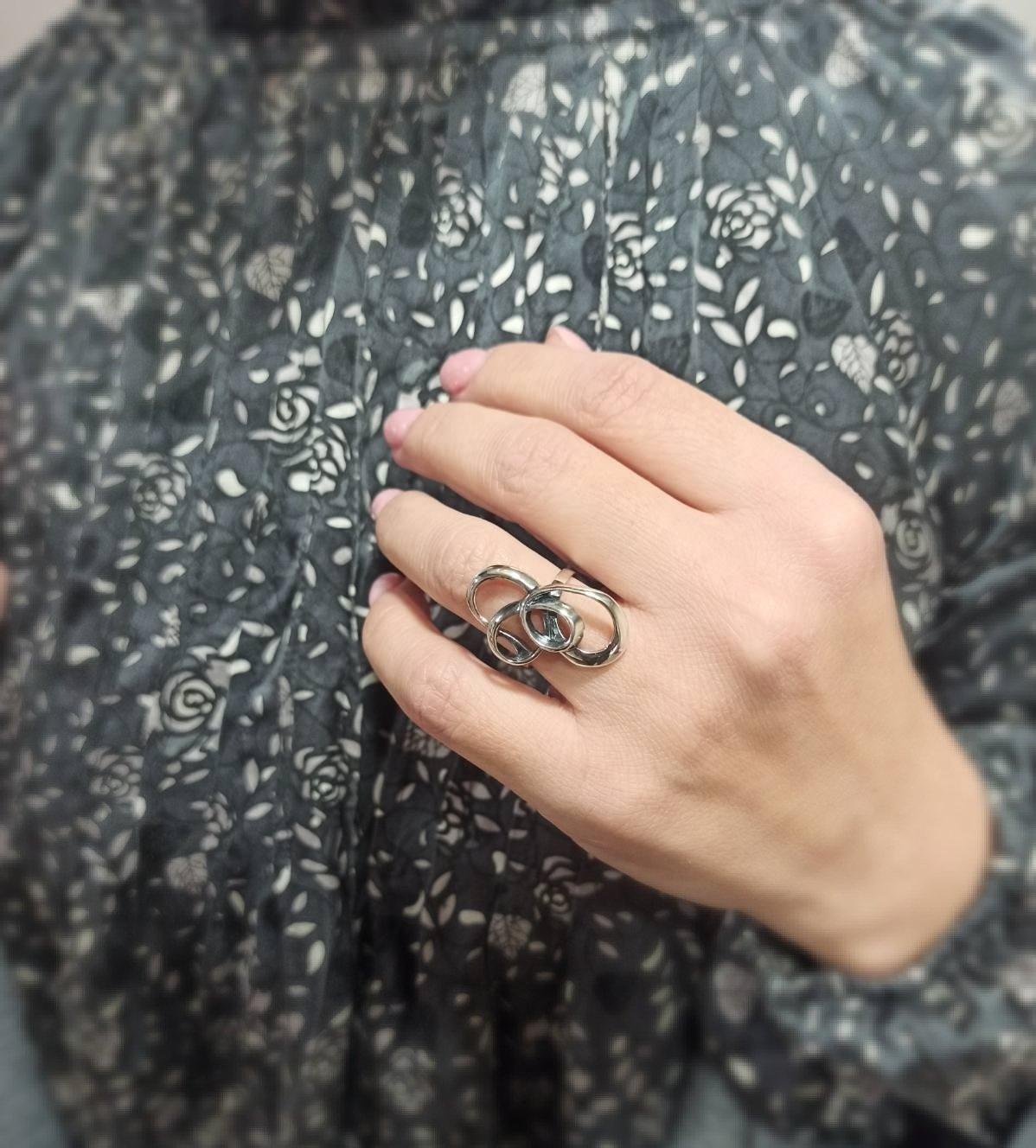 Дамски сребърен пръстен 1086R