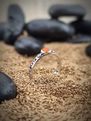 Кабала пръстен гравиран с библейски текст