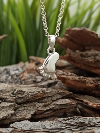 Медальон с изображение на бебешко краче