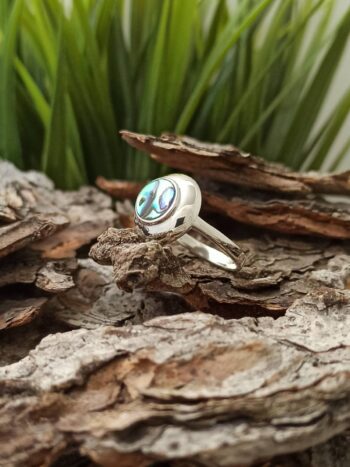 Сребърен пръстен с кралски седеф 1657R