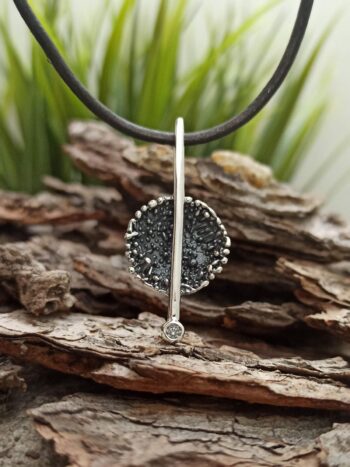 Дамски сребърен медальон 