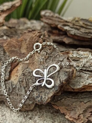 Дамска сребърна гривна Пеперудка