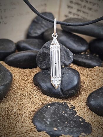 Дамски сребърен медальон Атлантида