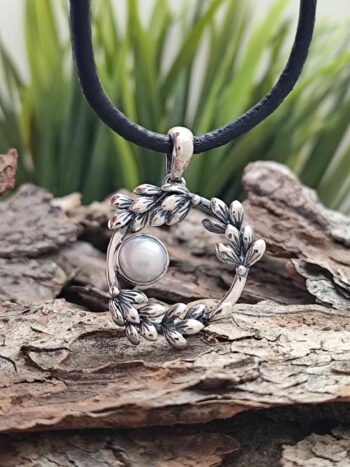 Сребърен медальон 