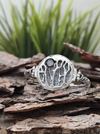 Дамска сребърна гривна 