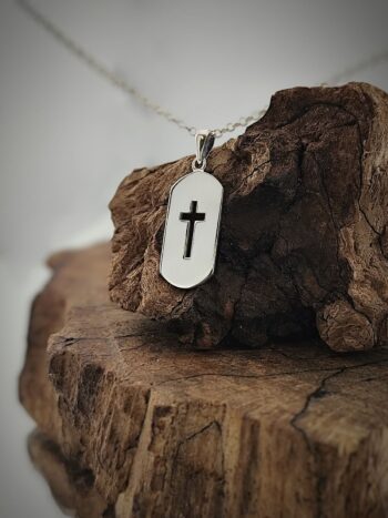 Сребърна плочка с кръстче