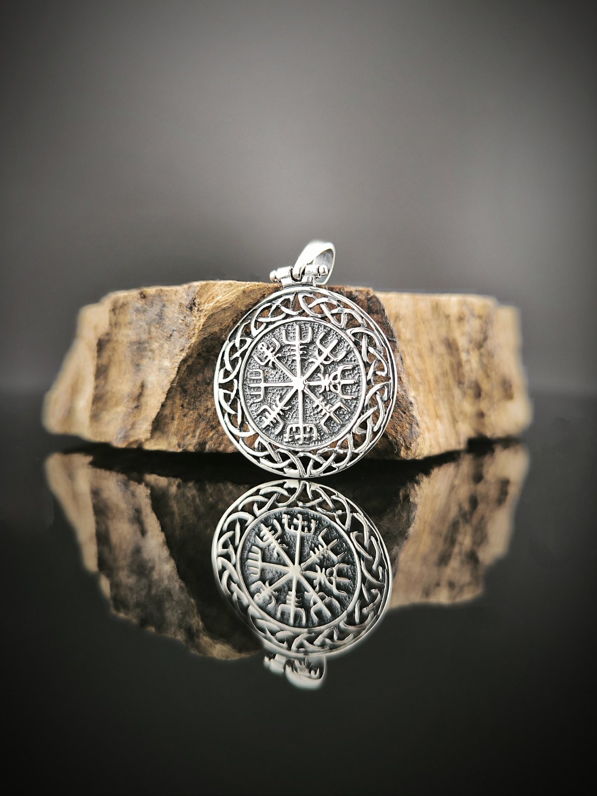 0-02-05-106ec207d73e4427b47b4a68939cf882710e57523cd393ff54920b939cac7565_c1731b02994149ad