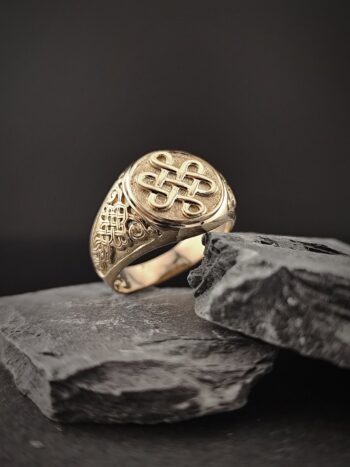 Ръчно изработени бижута от злато и сребро