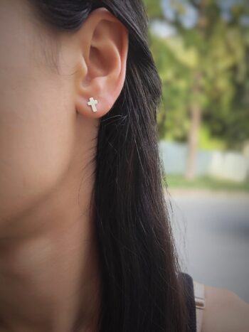 Сребърни обеци „Малки кръстчета“