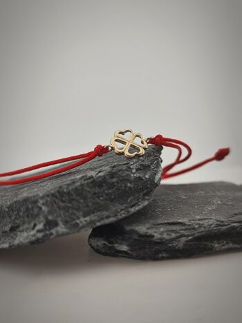 Тънка гривна „Златна детелинка“