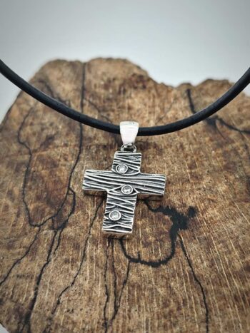 сребърен медальон кръст Рустик