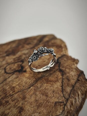 Сребърен пръстен „Диви цветя“