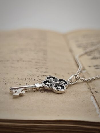 Кабала медальон „Вътрешна Светлина“