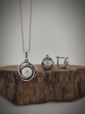 сребърен комплект с перла Кръгът